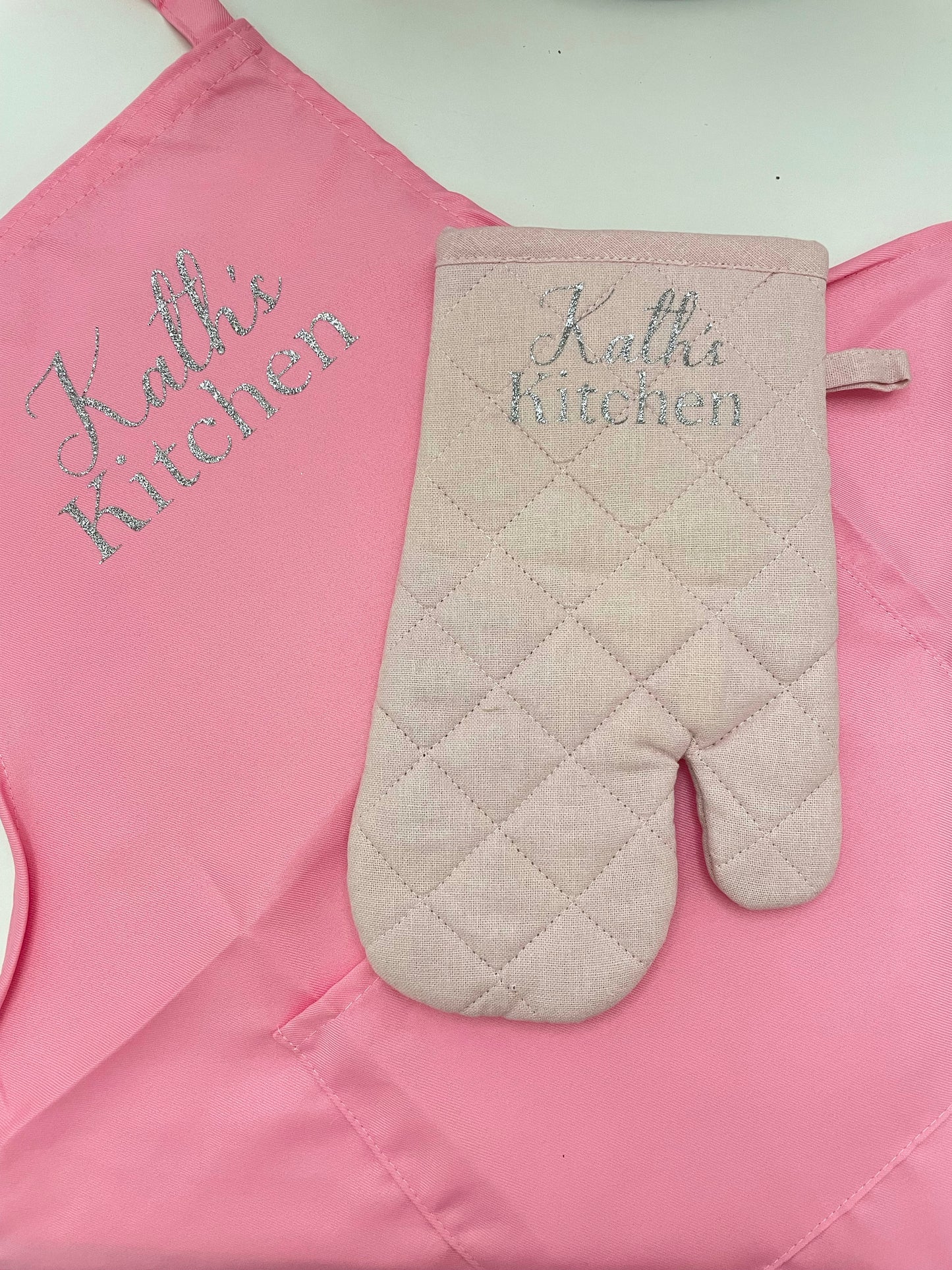 Personalised oven gloves